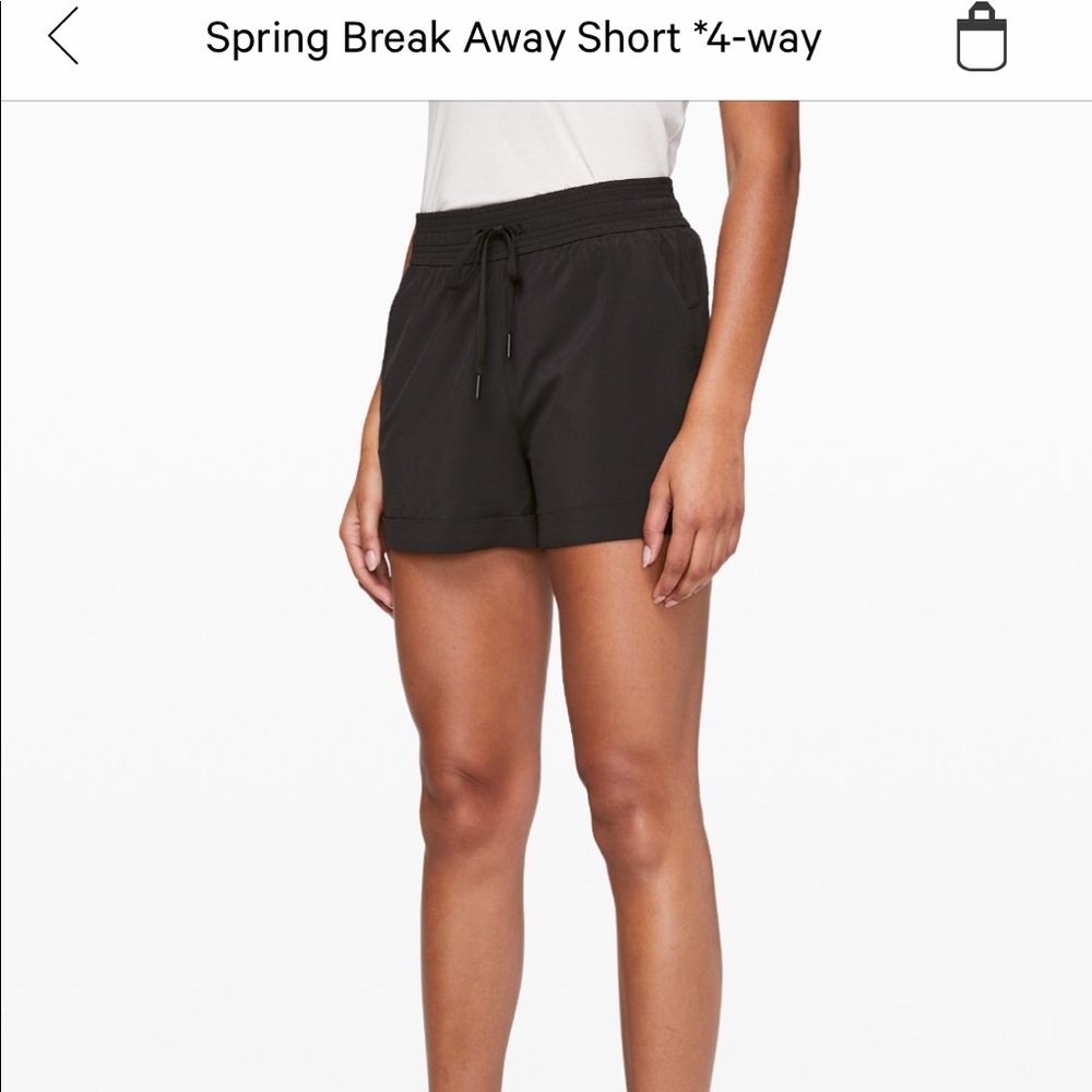 Lululemon size 6 Spring Break Away Shorts (Black)